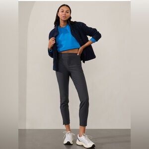 NWT Athleta Stellar Black Sand Tight size 6